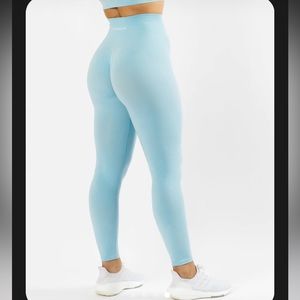 Amplify Leggings (Arctic Blue)